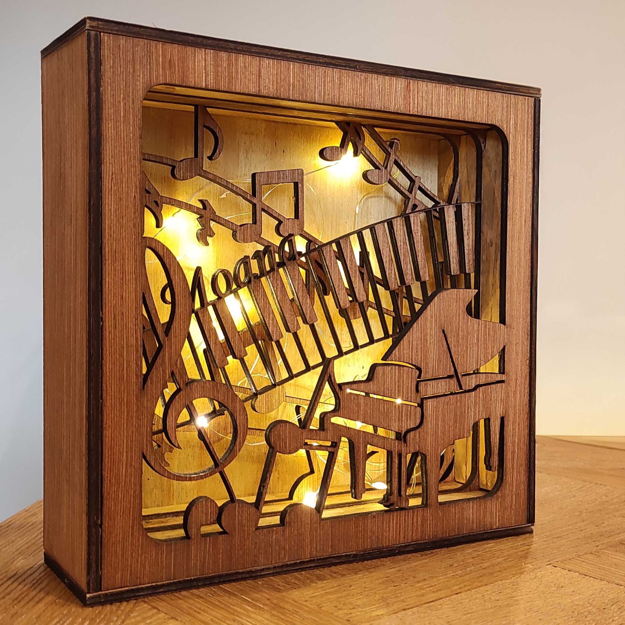 Boîte lumineuse en bois